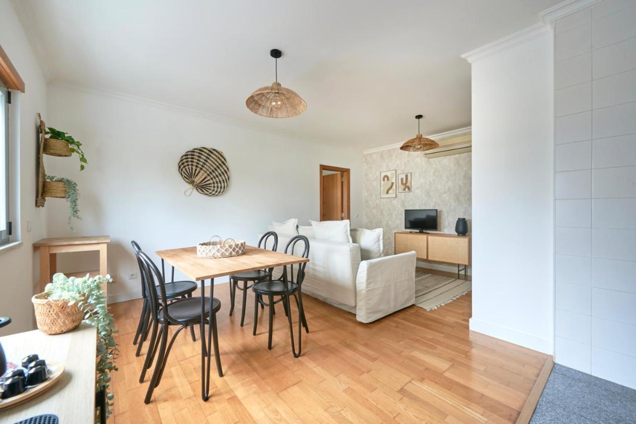 Apartment With Private Terrace & Car Garage Lisbon Bagian luar foto