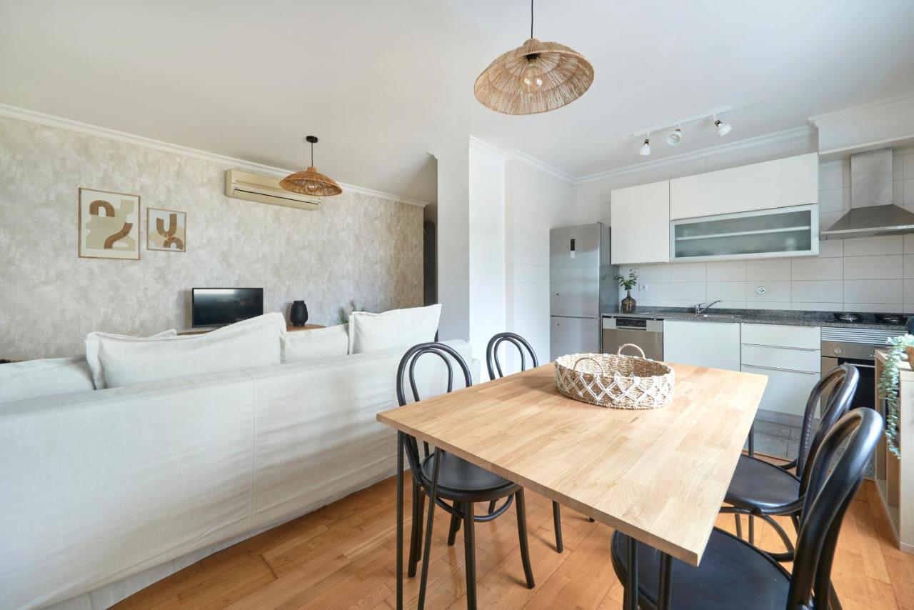 Apartment With Private Terrace & Car Garage Lisbon Bagian luar foto