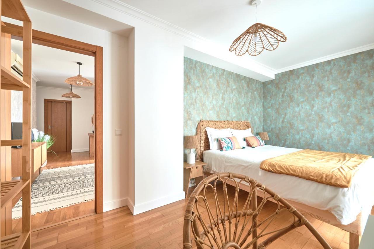 Apartment With Private Terrace & Car Garage Lisbon Bagian luar foto